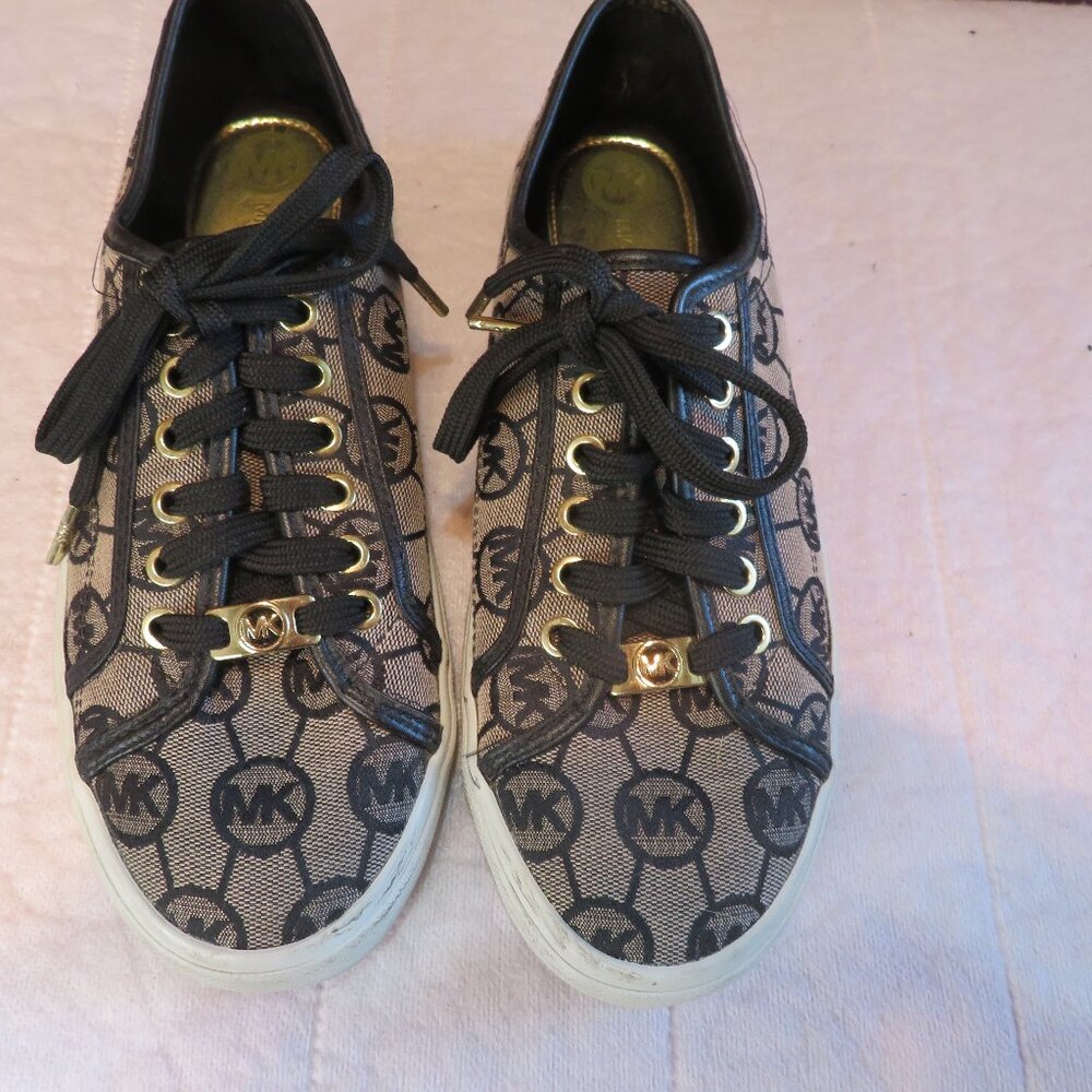 Women's Monogram Black Michael Kors Signature Sneaker Size 8